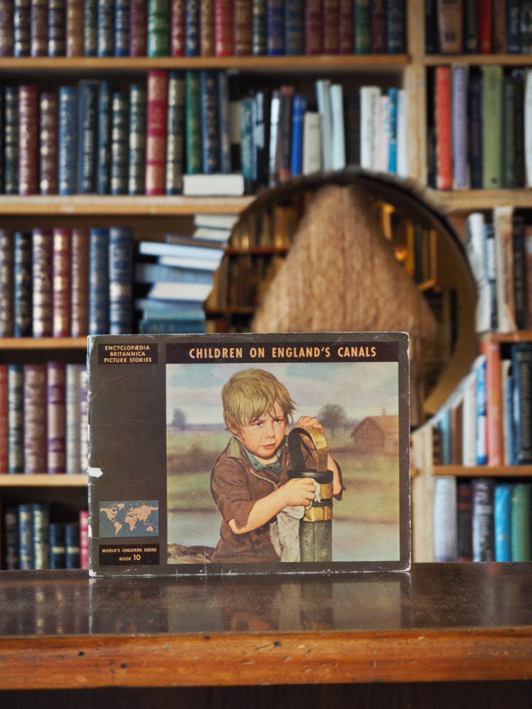 Children on England's Canals