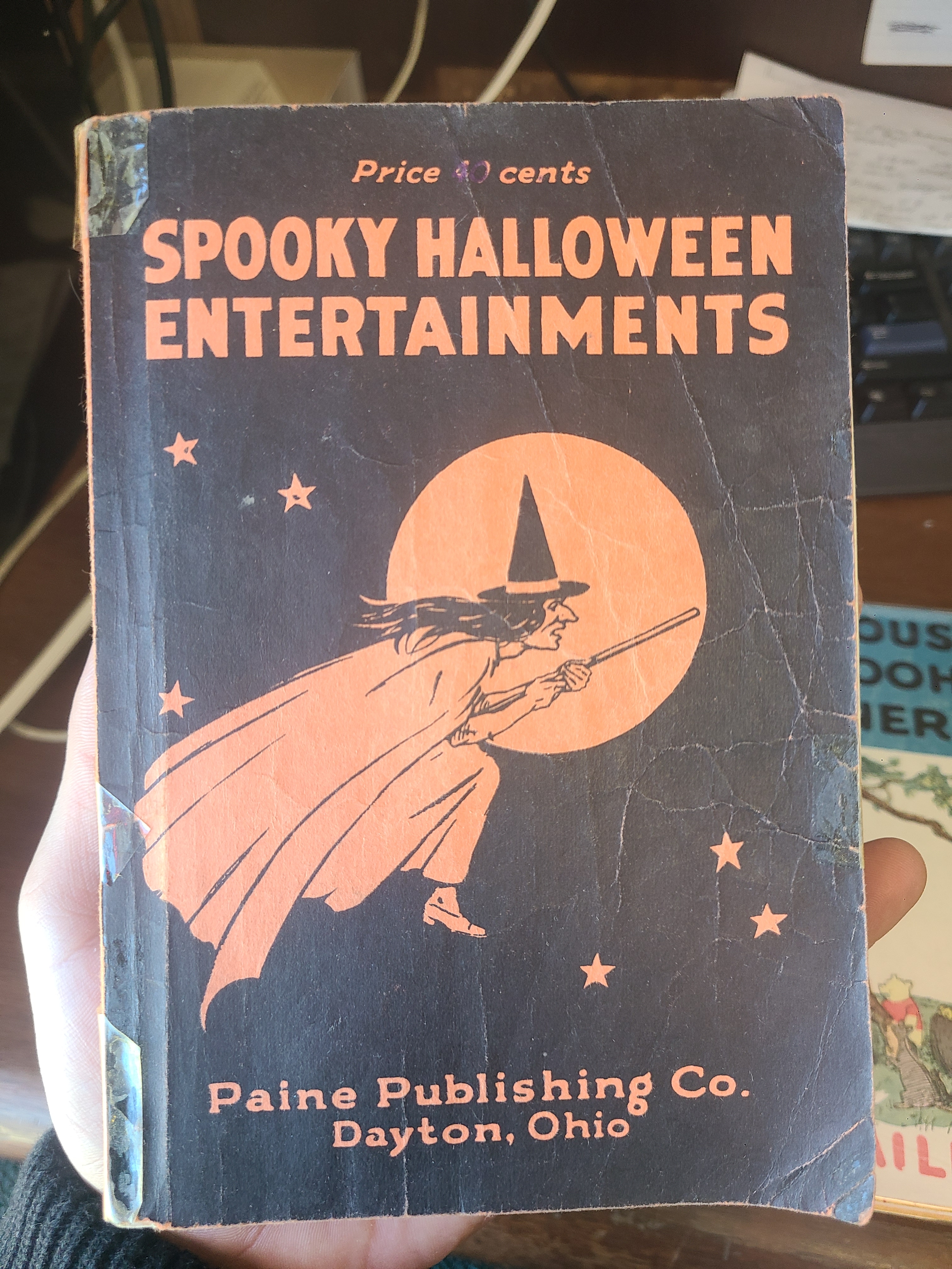 Spooky Hallowe'en Entertainments