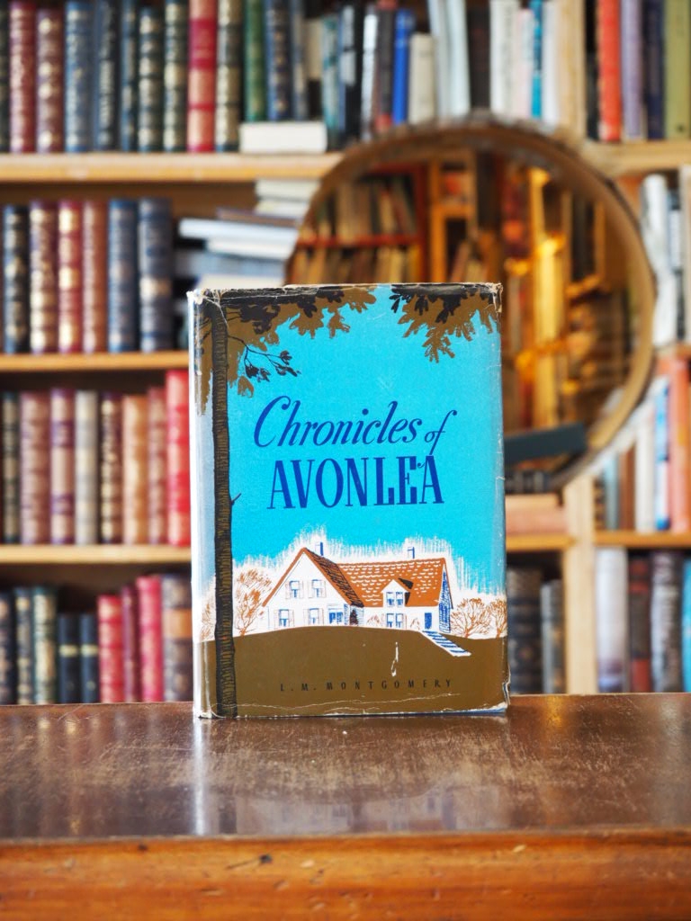 Chronicles of Avonlea. 1st Cdn edition.