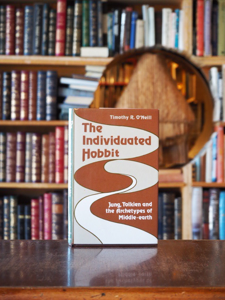 The Individuated Hobbit : Jung, Tolkien and the Archetypes of Middle-Earth. 1st UK edition
